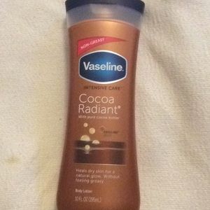 Vaseline Cocoa Radiant Lotion